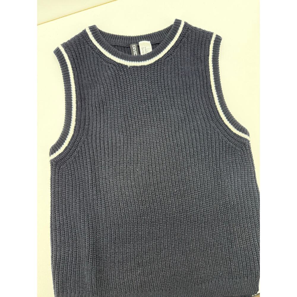 H&M DIVIDED Women's Knit Navy Sweater Vest size XS - Picture 3 of 3